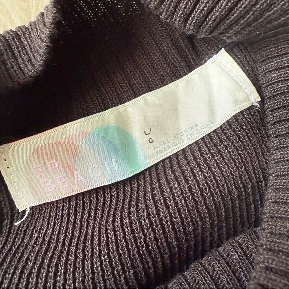 FREE PEOPLE FP Beach Knit Sleeveless Top and Skirt Set Size Large - Picture 5 of 11